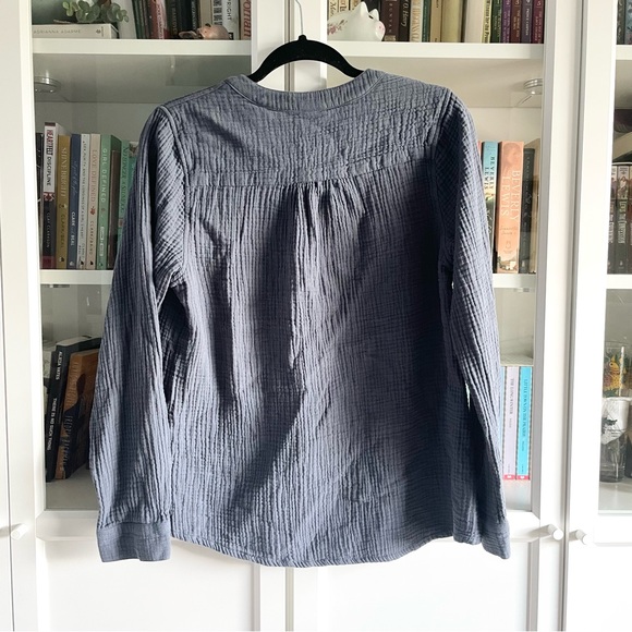 Mote Notch Neck Crepe Gauze Tunic Blouse - Picture 9 of 10